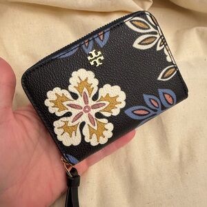 Tory Burch Black and Cream Floral Wallet